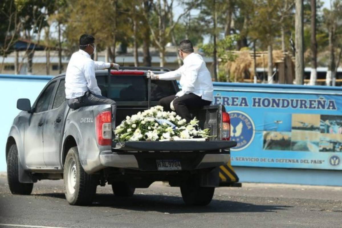 Así fue la llegada del cuerpo de Rafael Callejas a la Fuerza Aérea de Tegucigalpa