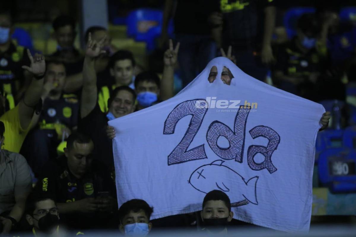 NO SE VIO EN TV: El fantasma en el Morazán, detallazo a jugadores del Vida y expulsión del Buba López