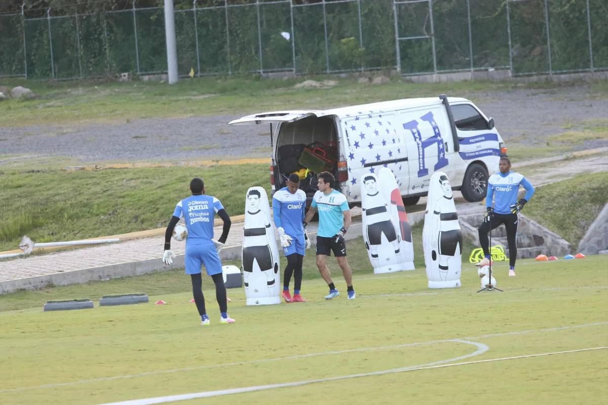 Legionario volvió a casa, la selfie de Rueda, centrados en Haití y Nicaragua en la eliminatoria: así se vivió el entreno de la Selección de Honduras