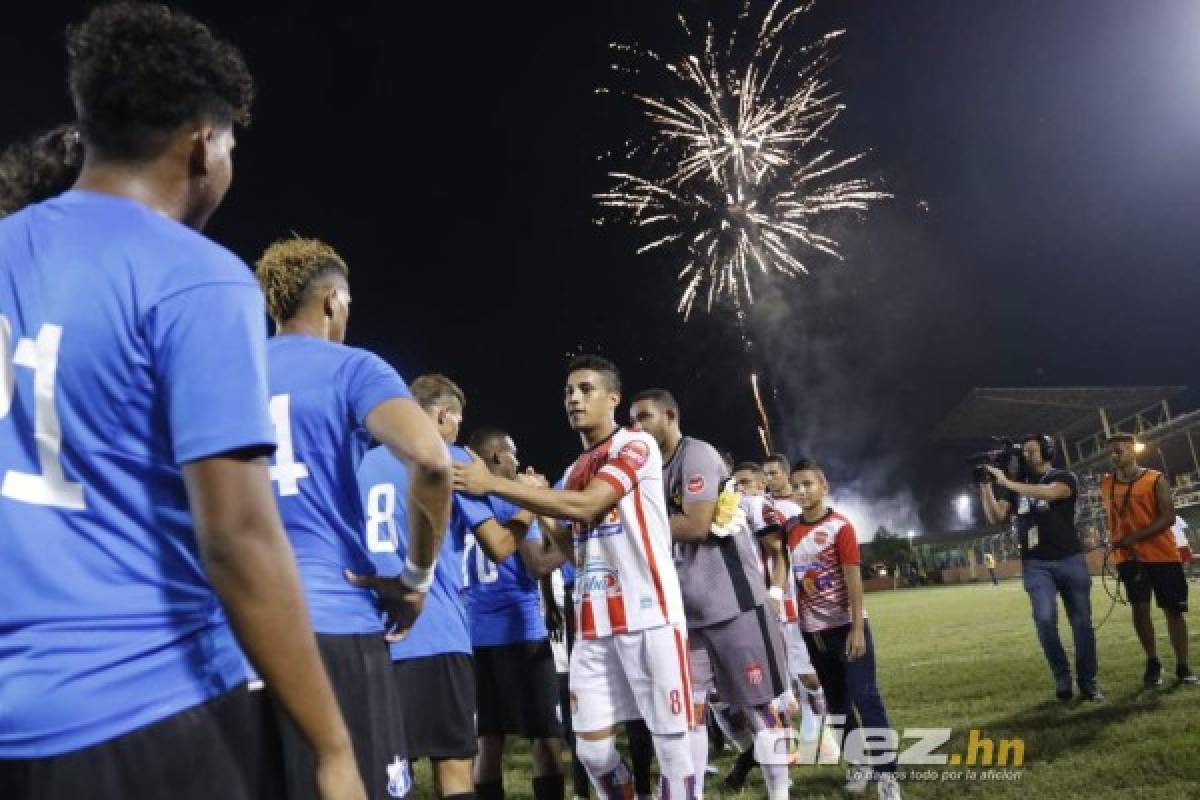 Fiesta y pura belleza: El ambientazo con el que arrancó el torneo Clausura 2020 en Honduras