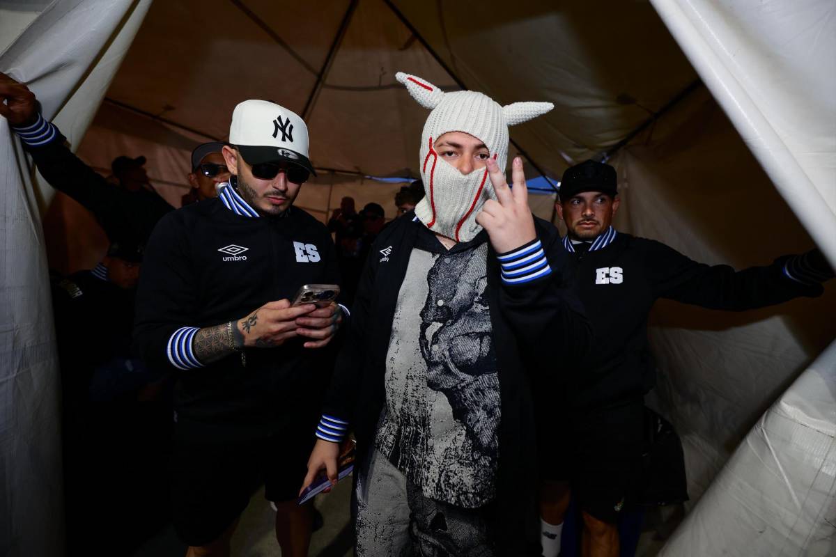 Honduras vs El Salvador: Supremo causó furor, así llegó el terror de los cuscatlecos y Ricky casi se va a los golpes por una broma