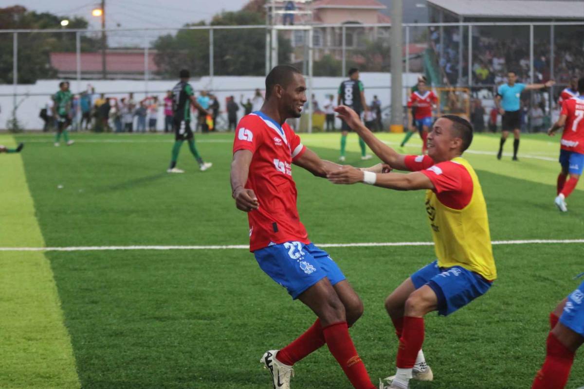El día que Bengtson se convirtió en leyenda y quebró la marca de Wilmer Velásquez para ser el máximo goleador de la Liga de Honduras