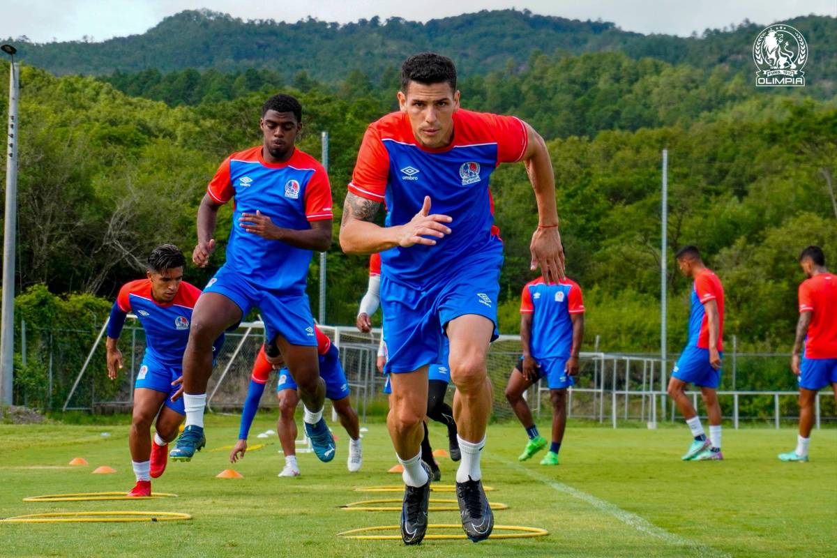 ¿Juegan Arboleda y Edrick? Olimpia modifica el 11 titular ante las bajas y tendrá un debutante contra Lobos UPN