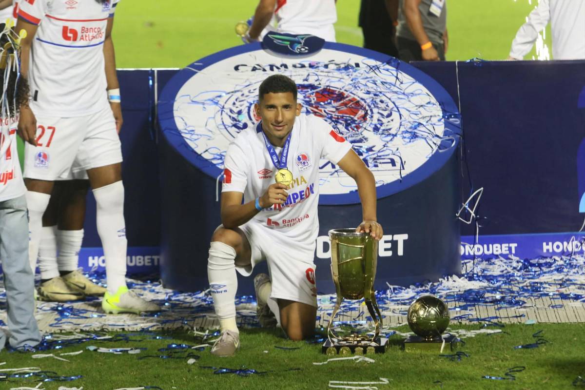 Olimpia festeja la 40 a lo grande, Bengtson y Menjívar estrenan la nueva copa; ¿quién se llevó el Balón de Oro de Honduras?
