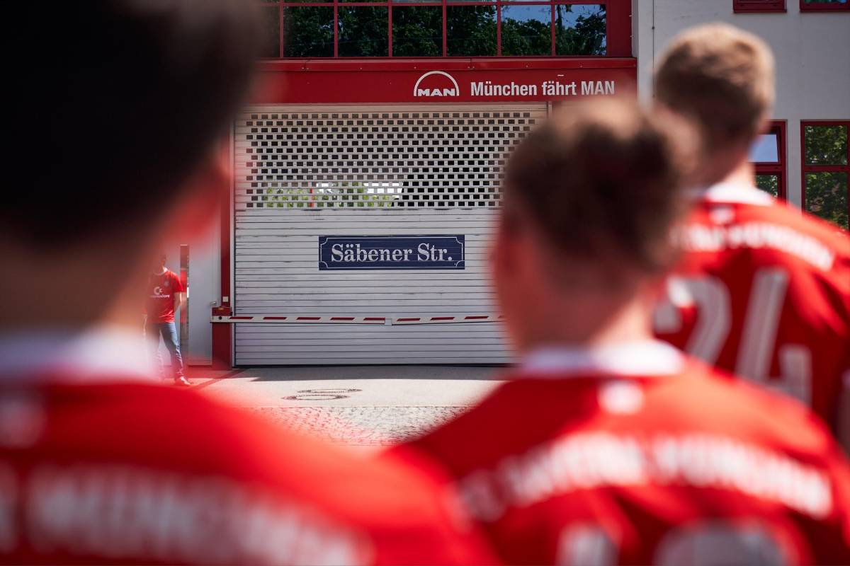 Bayern Munich-Ral Madrid: El ambiente de Champions de los aficionados en Alemania y Florentino Pérez visitó a su equipo