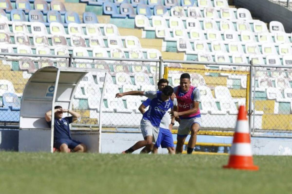 FOTOS: Fortaleza física y bajo fuerte calor se entrena la Sub-23; Coito observa y Falero trabaja en cancha