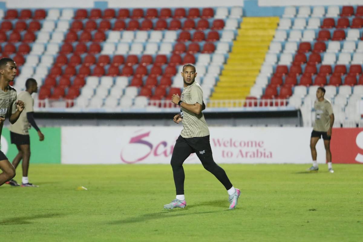 Los panameños se apoderan del estadio Nacional Chelato Uclés y buscan dar la sorpresa ante el Motagua de Diego Vázquez