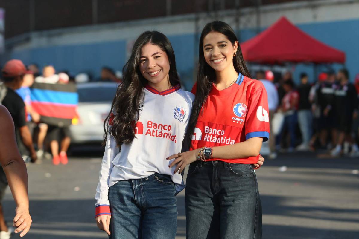 Las hermosas chicas, Lady Santa Bárbara sorprende y Ester Mendoza roba suspiros en la previa del Olimpia - Marathón