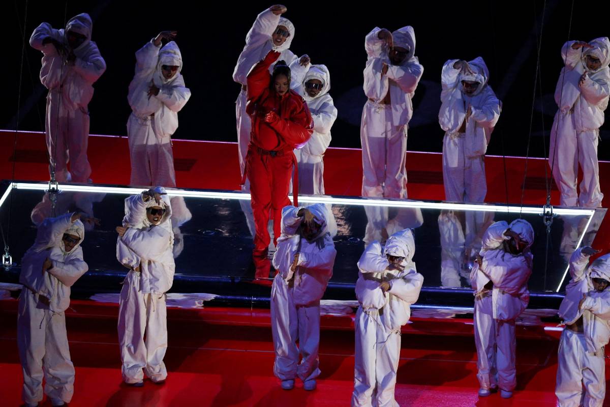 Rihanna y su presentación en el Super Bowl 2023: Así fue su aparición en el Show de medio tiempo