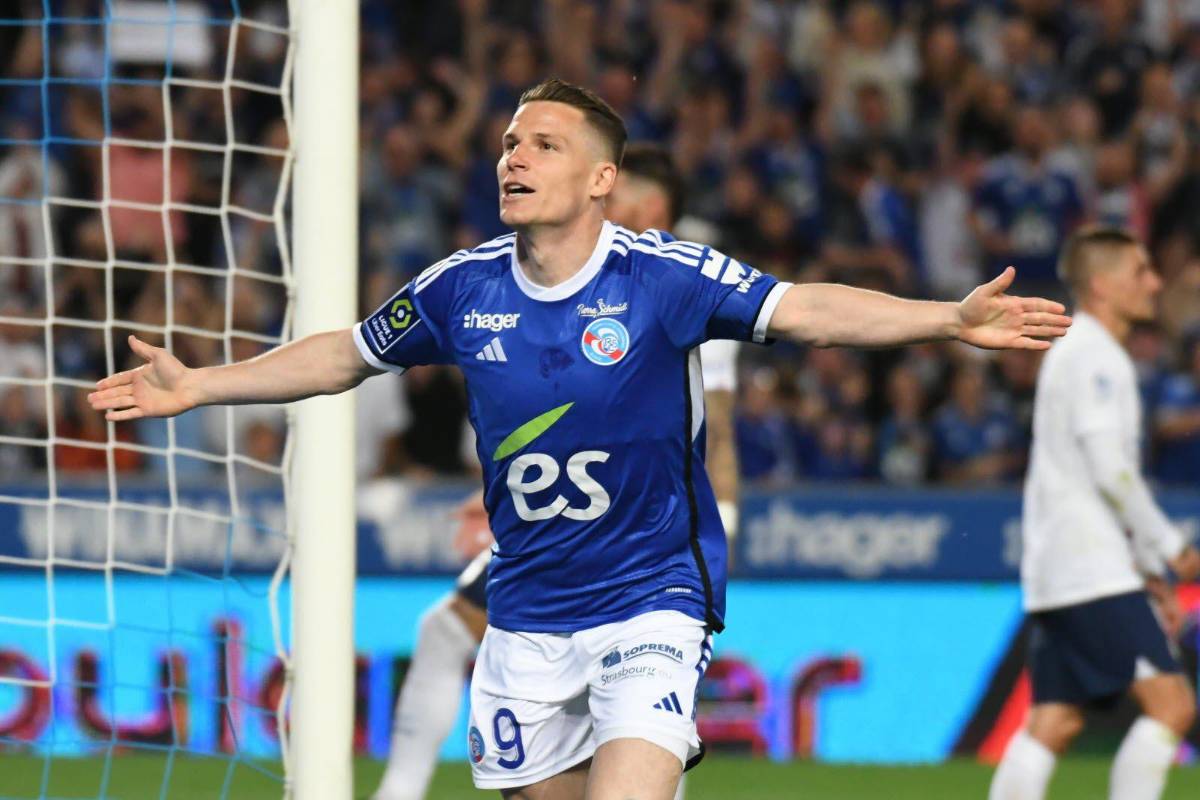 ¡Tres ex Real Madrid y varios del Barcelona! Grandes jugadores que siguen sin equipo en el fútbol de Europa