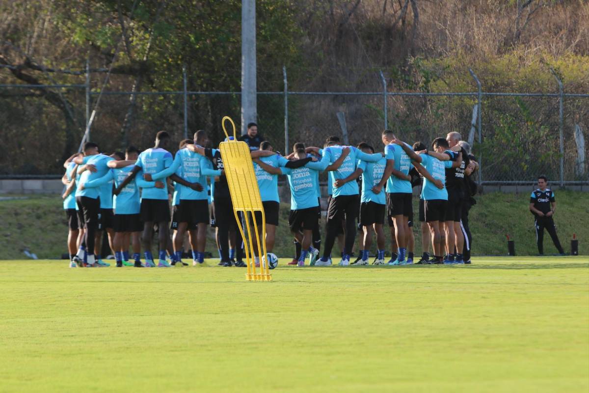 Honduras entrenó pensando en Costa Rica: Con un jugador incorporado de último momento y un “gringo” sorpresa