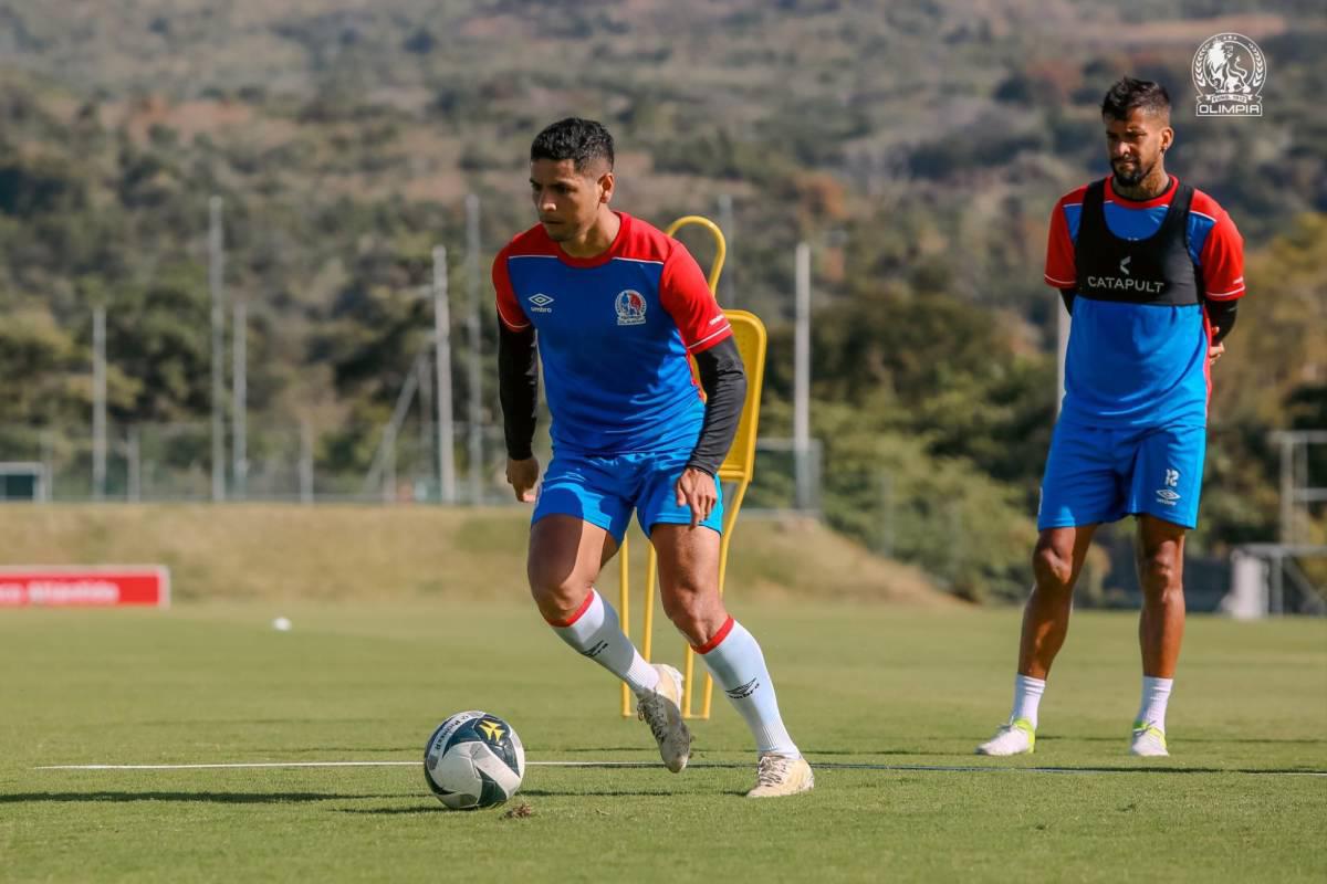 ¿Qué pasa con los refuerzos? Espinel tiene su base y así se perfila la alineación titular del Olimpia contra Real España