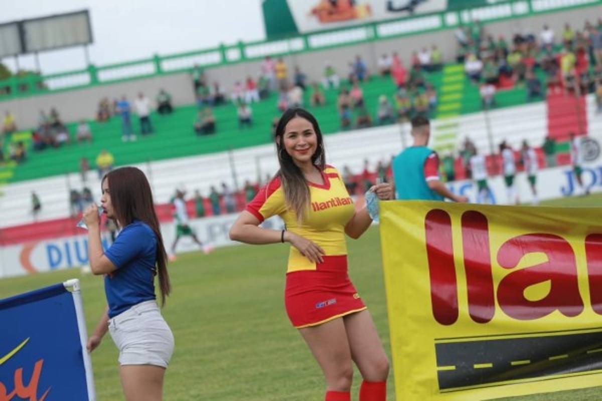 FOTOS: Las bellas chicas en el Yankel Rosenthal y en el Humberto Micheletti