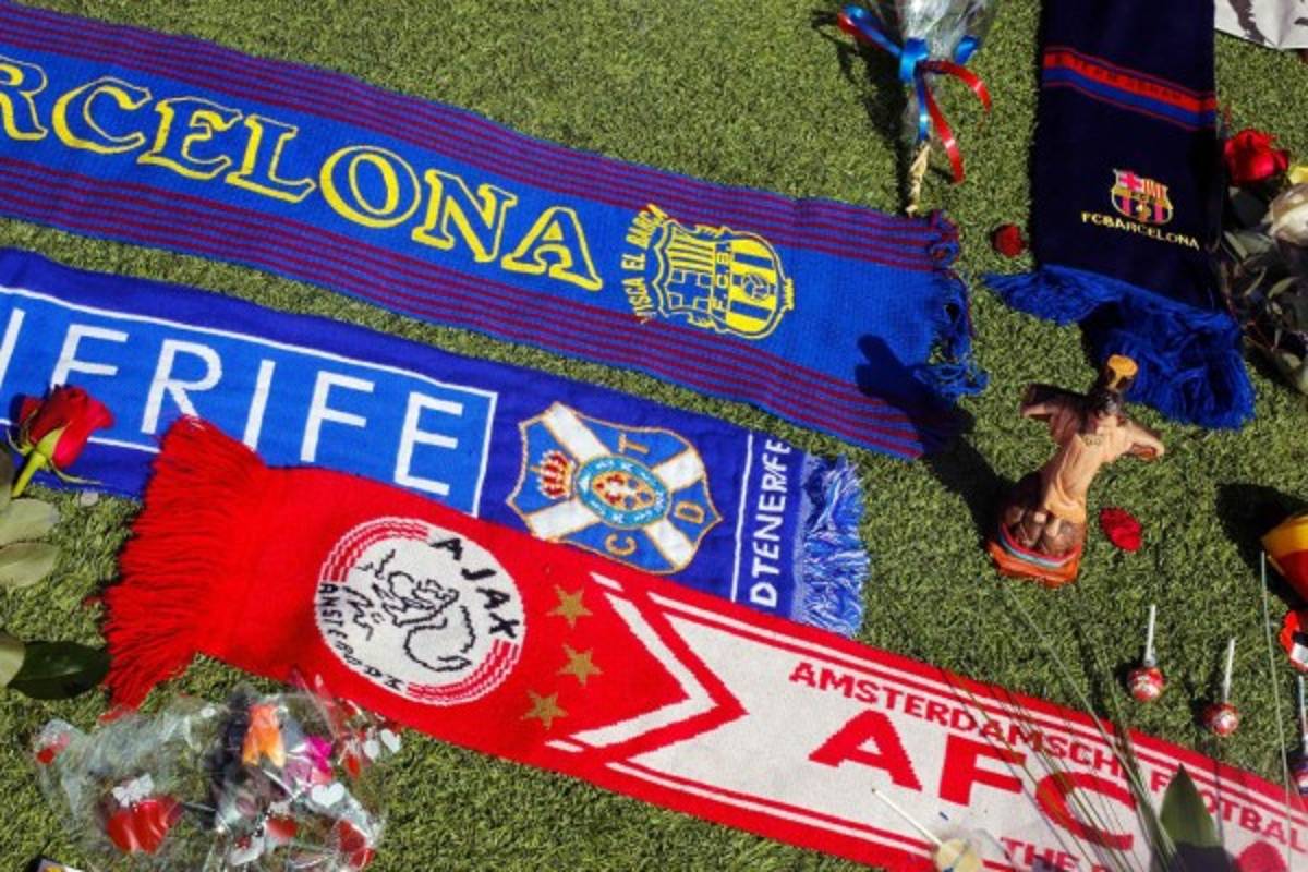 Así se despide la afición del Barcelona de Johan Cruyff en el Camp Nou