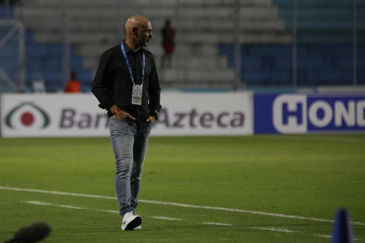 El gesto de Olimpia con Georgie Welcome, el que rompió su mala racha y fichaje se presentó ante la afición