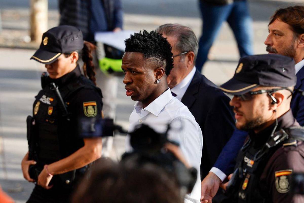 Vinicius soltó el bombazo en la liga española: “Si ocurre una vez más, me voy del campo”