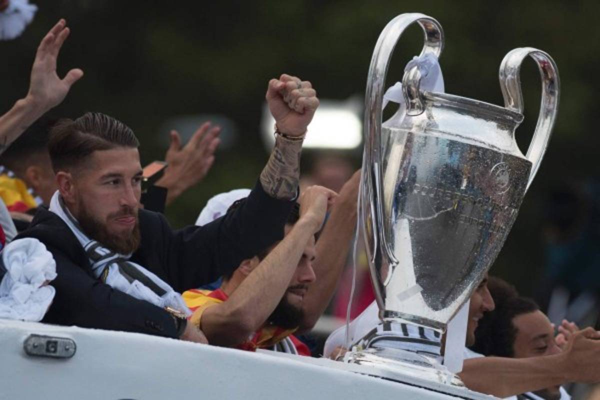 Real Madrid celebra la Undécima en Cibeles con todos sus aficionados