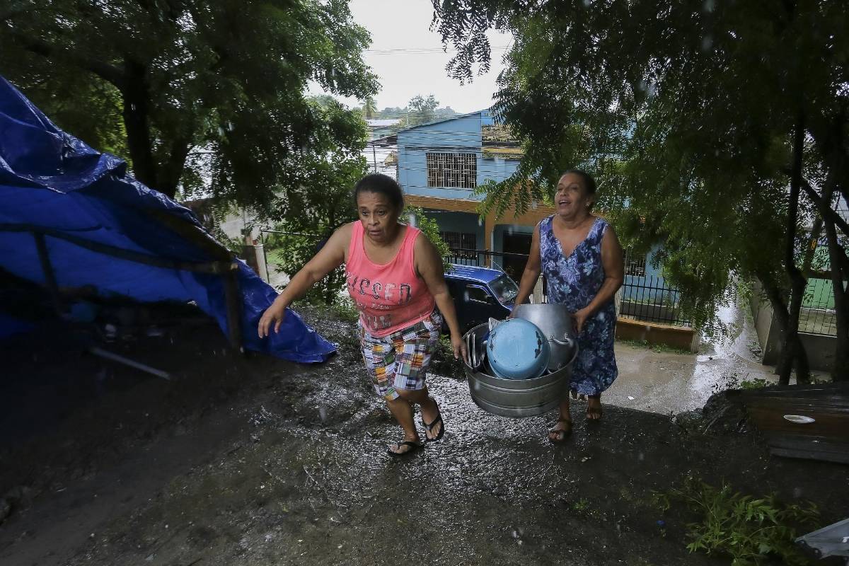 INFORME ESPECIAL: Río Chamelecón se desborda, La Lima comienza a sufrir los efectos de Julia y aumentan las evacuaciones