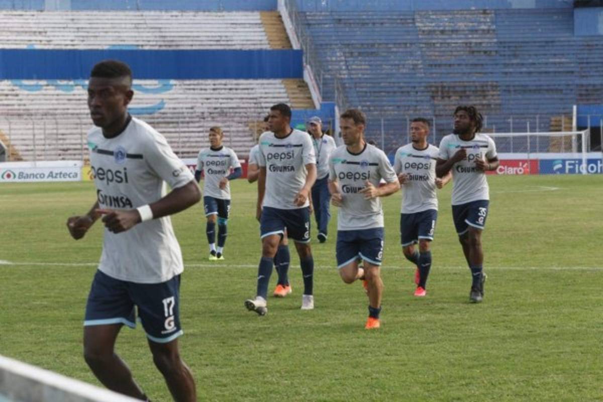 ¡En el olvido! Así de deterioradas se encuentran las graderías del estadio Nacional