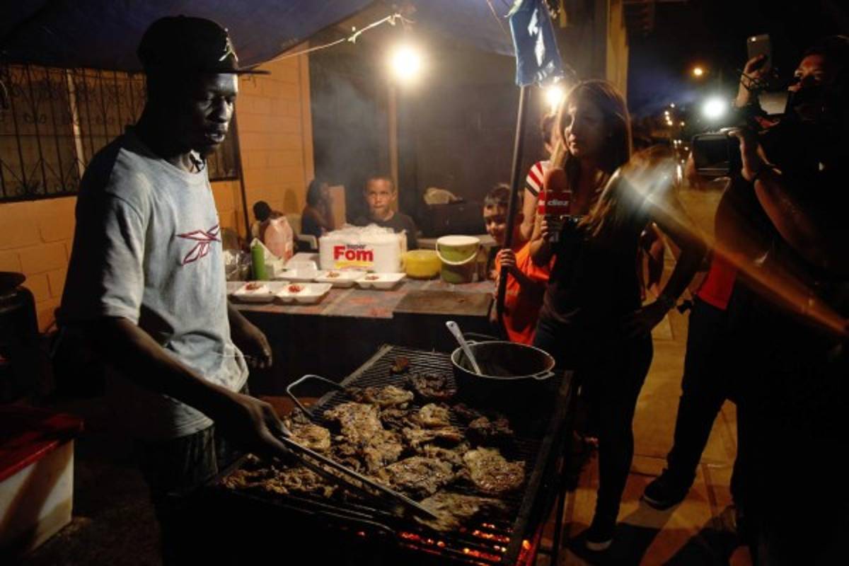 'Muñeco' Gonzales, entre chuletas y la carne asada