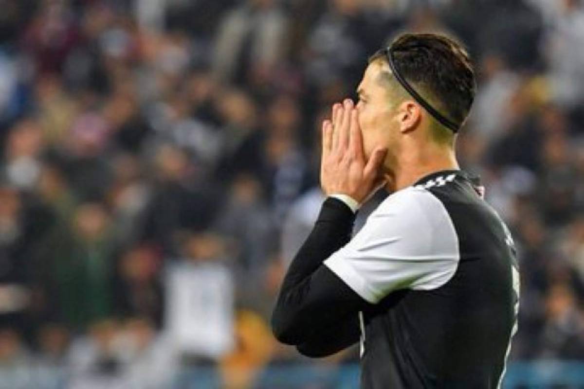 La decepcionante reacción de Cristiano Ronaldo al recibir la medalla de subcampeón