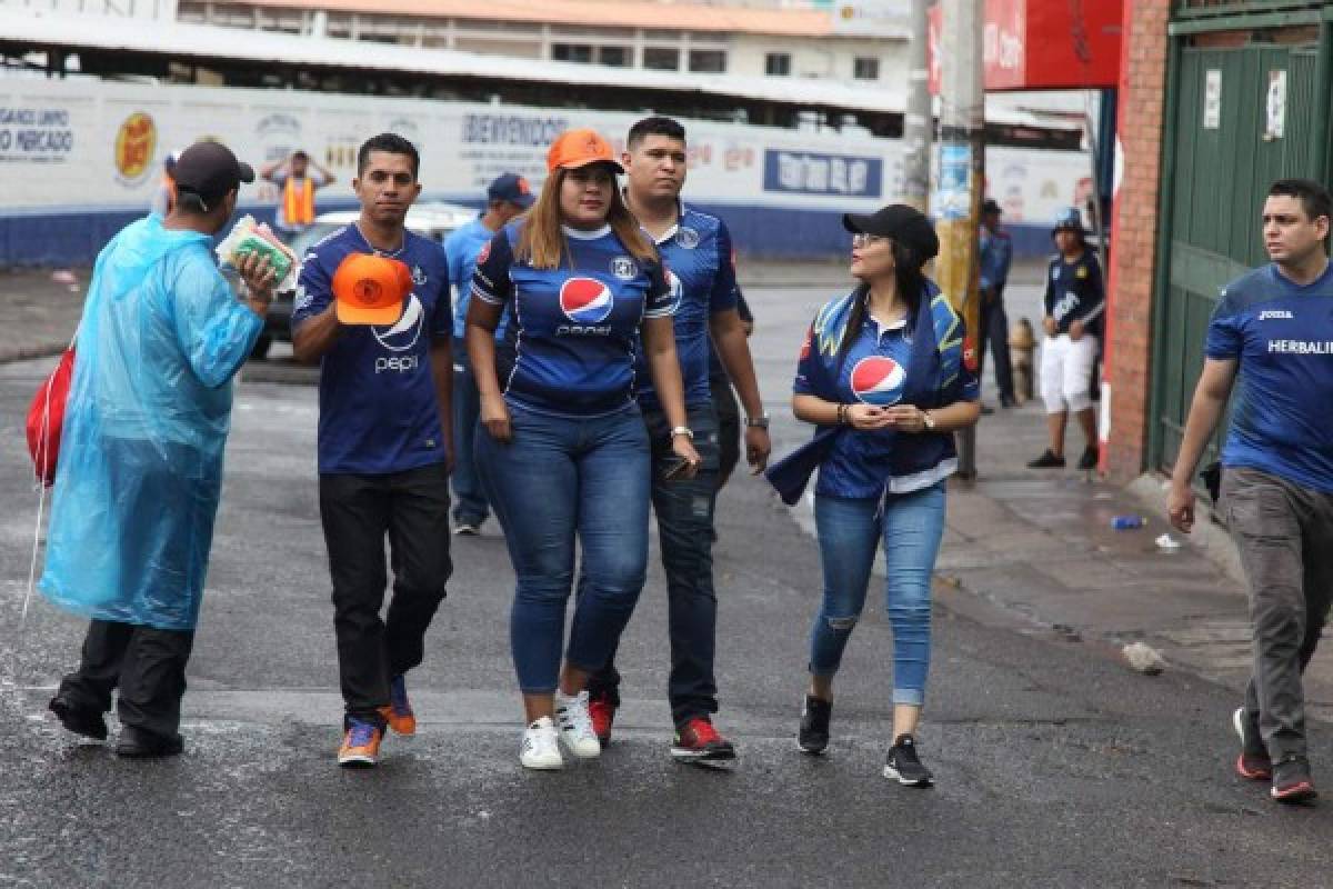 FOTOS: La belleza que impactó en la gran final entre Motagua y Marathón