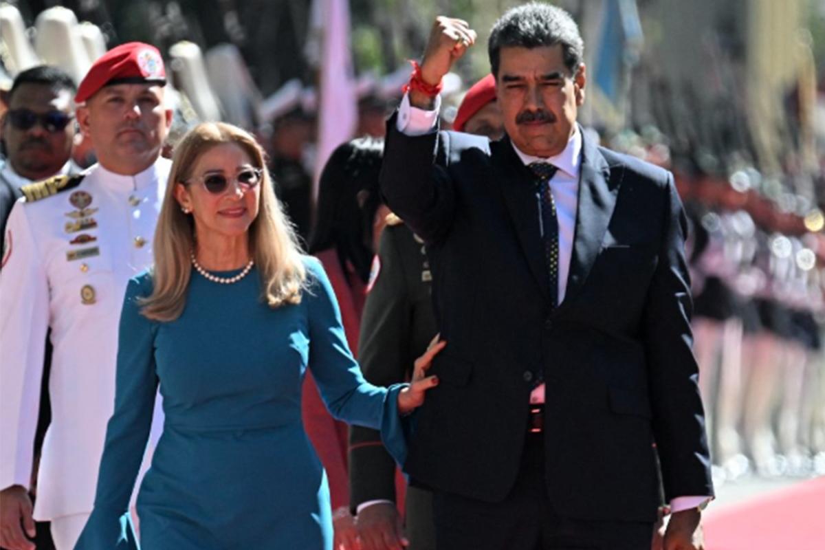 Los 4 cargos que enfrentan Nicolás Maduro y su esposa ante la justicia de Estados Unidos: Van camino a Nueva York