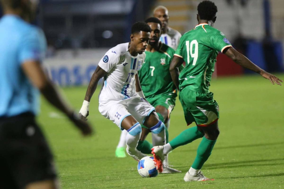Lágrimas de Dereck, tristeza de Keyrol y leyenda vio a Honduras caer ante Surinam