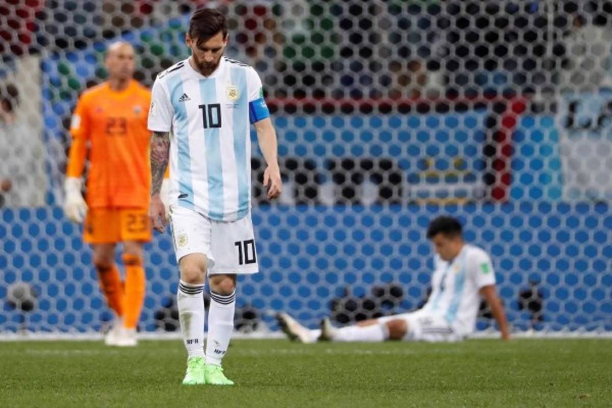 FOTOS: La tristeza y bronca de Lionel Messi ante Croacia