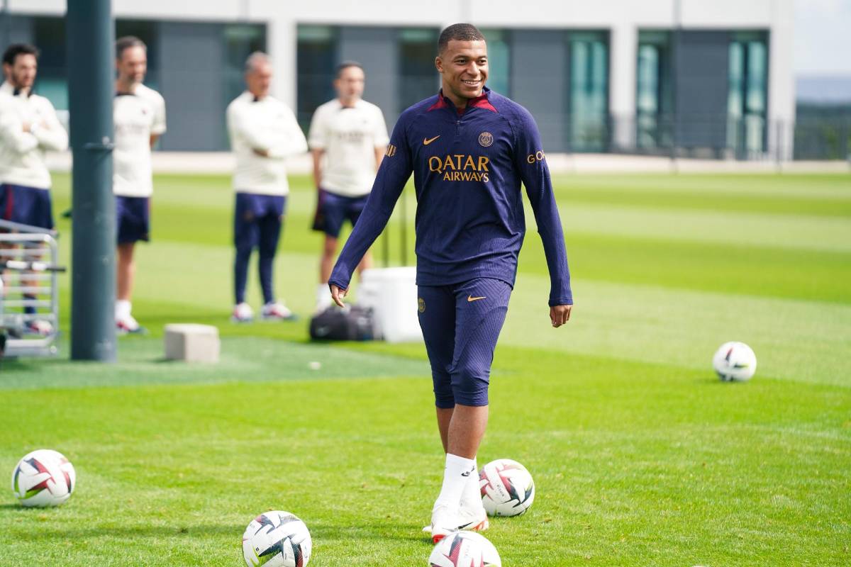 Así fue el regreso de Mbappé a los entrenamientos de PSG: ‘nuevo’ amigo, Keylor Navas con baile inesperado y daga a Real Madrid