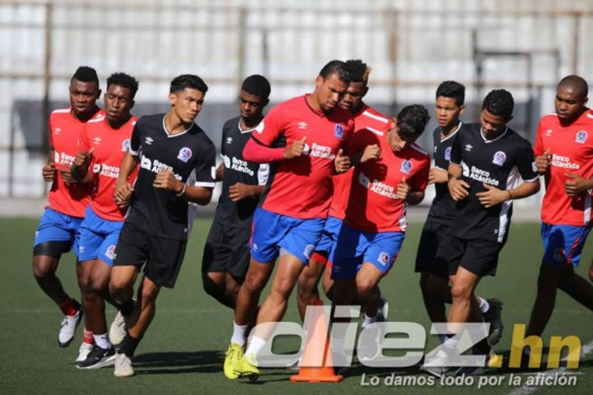 FOTOS: Tres caras nuevas en Olimpia, una renovación y descartan a un exReal España