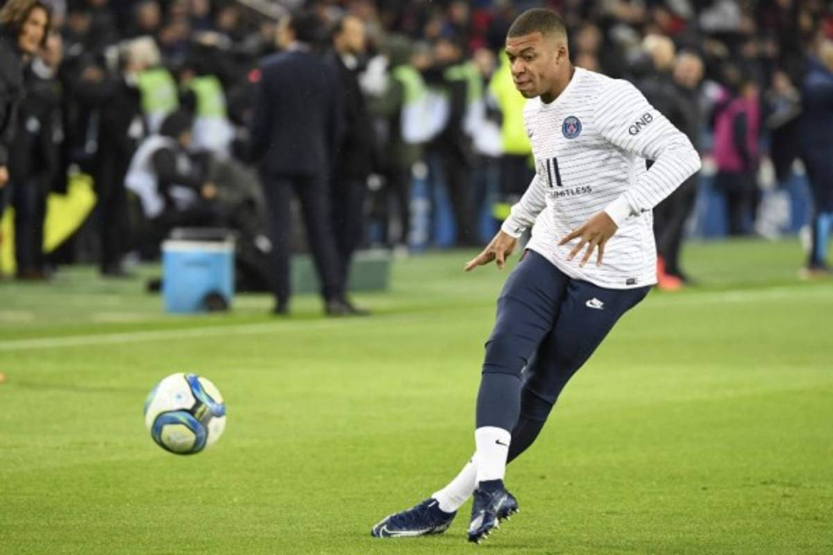 ¡Tremendo! Shenlong se apodera del PSG y así fue captado el brasileño Neymar