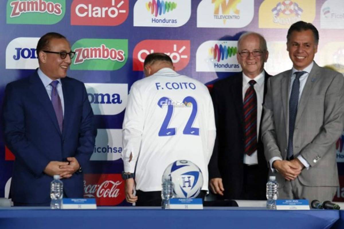 ¿Por qué el 22? Las imágenes de la presentación de Fabián Coito con Honduras