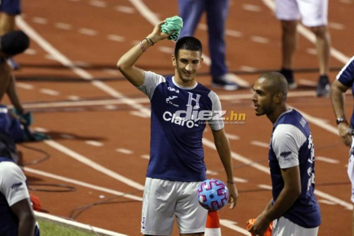 ¿Coito con un 4-3-3? Así fue el último entreno de Honduras antes del juego con Costa Rica