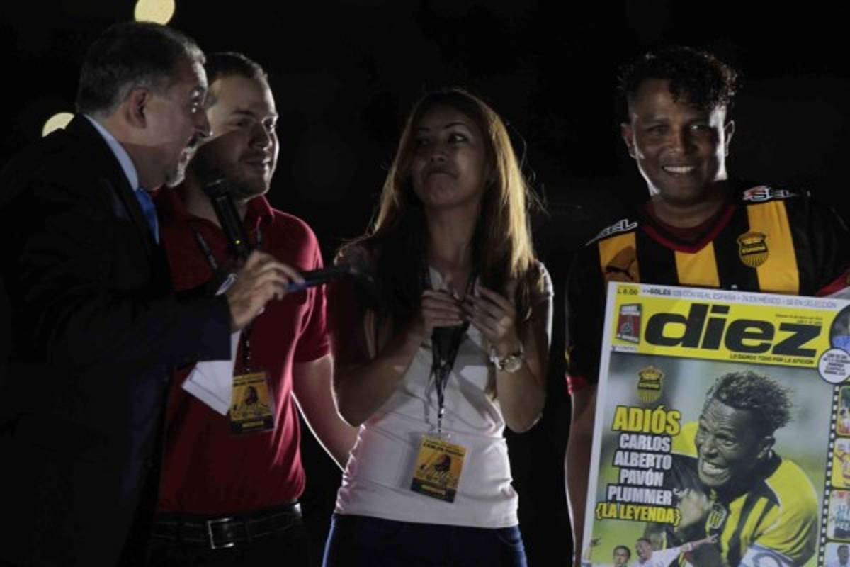 El ÀLBUM: La vida deportiva de Carlos Pavón