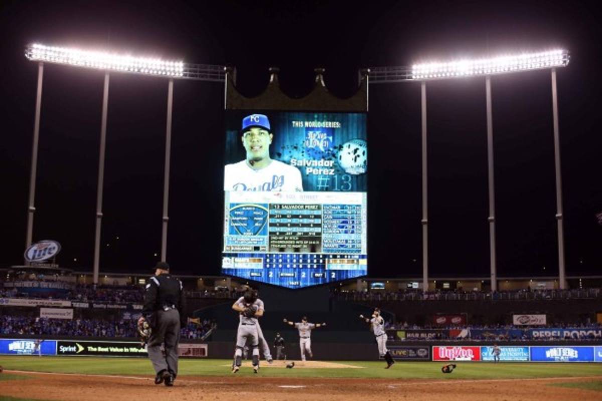 Gigantes ganó la Serie Mundial por tercera vez