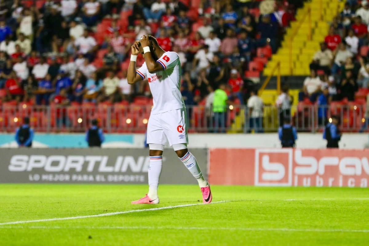 Locura de Olimpia tras quedar campeón, Espinel sorprendió y fiestón de la Ultra Fiel