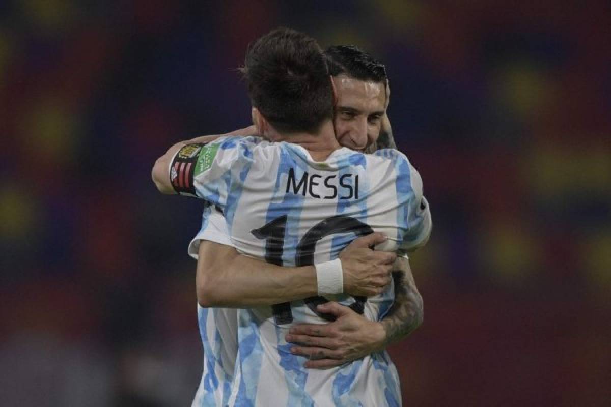 Las duras imágenes de Messi tras empatar contra Chile y así fue captado con Medel luego de su recordada pelea