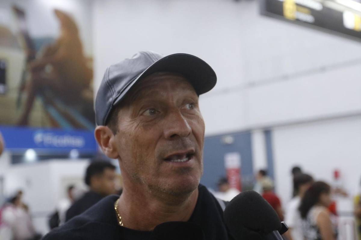 FICHAJES: Bajas en Olimpia, legionarios cambian de club, Auzmendi recibe propuesta y Motagua va por goleador mexicano