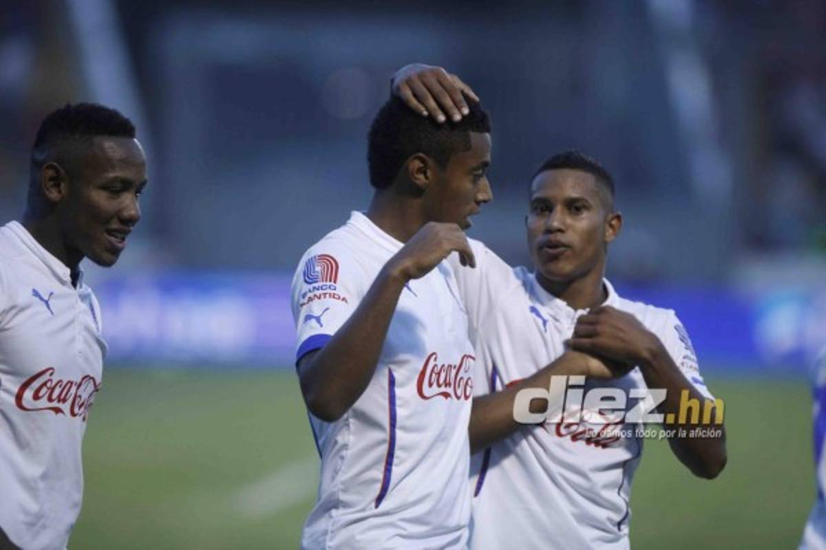 La mejor colección de fotos del clásico Motagua-Olimpia