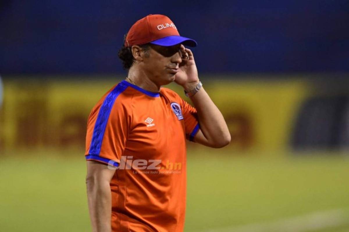 NO SE VIO EN TV: La máscara de Beckeles y la nueva cábala de Pedro Troglio