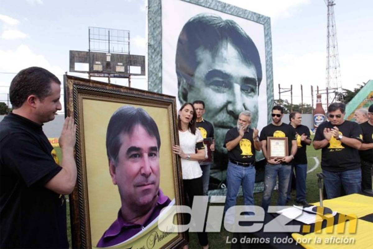 Real España rinde homenaje póstumo a Mario Verdial.