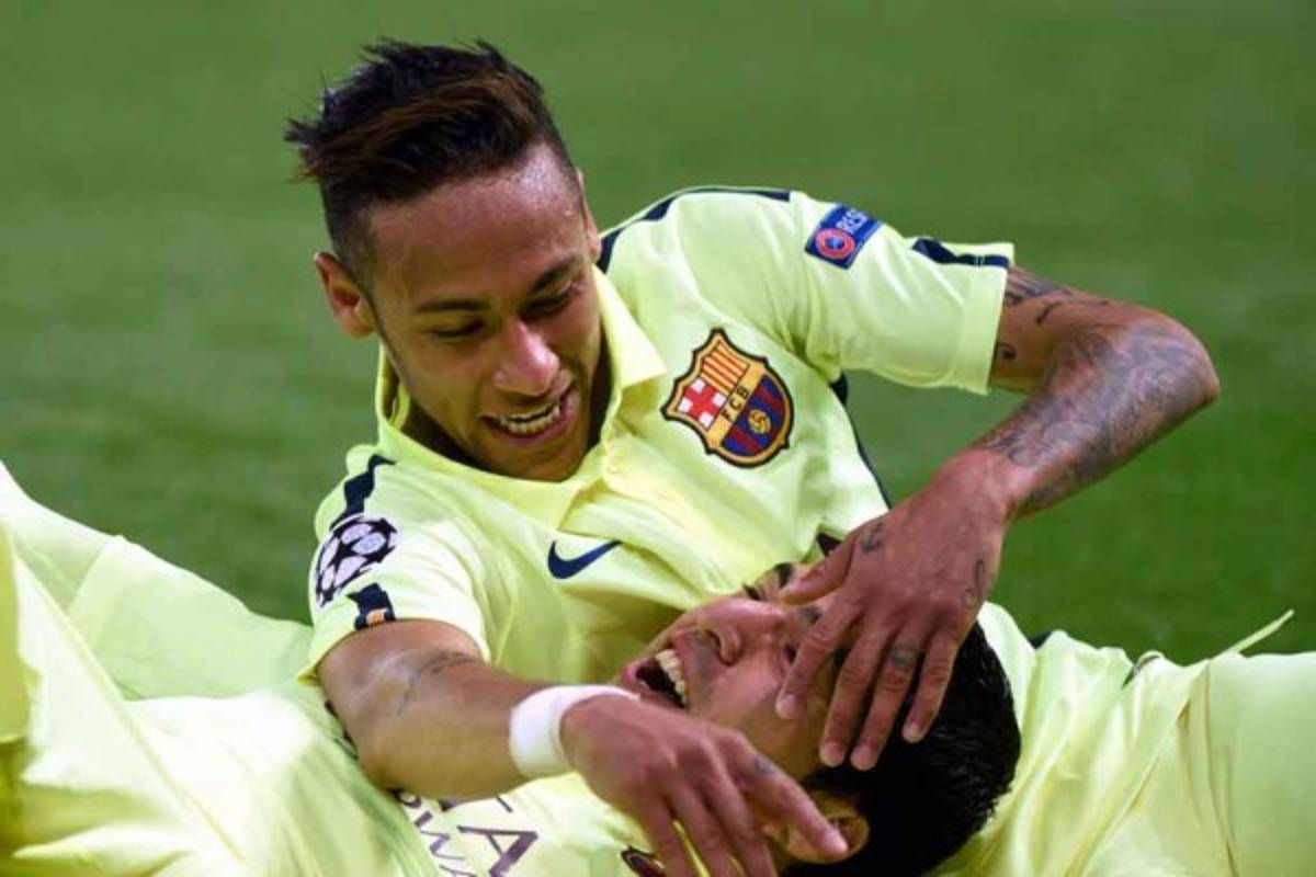 Barcelona venció 3-1 al PSG en París y tiene un pie en semifinales de la UEFA Champions League.