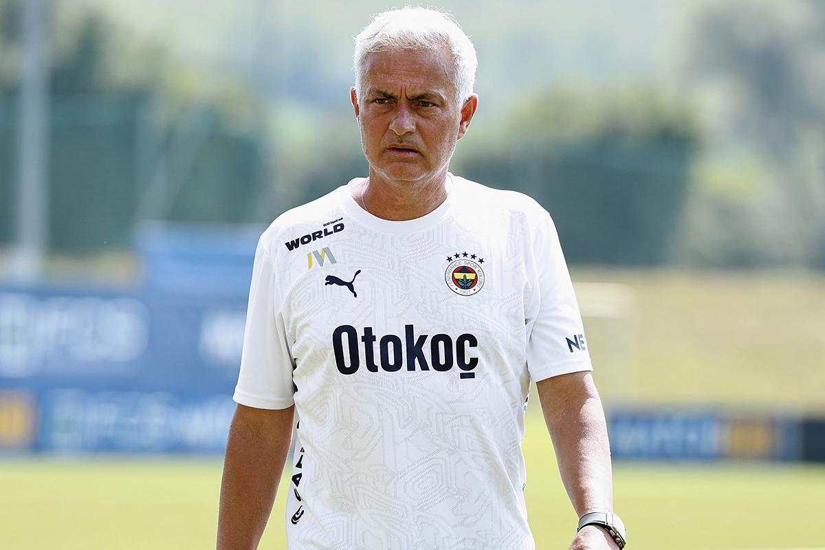 Mourinho quiere sacarlo del Liverpool y convertirlo en la estrella del Fenerbahce: 70 millones de euros