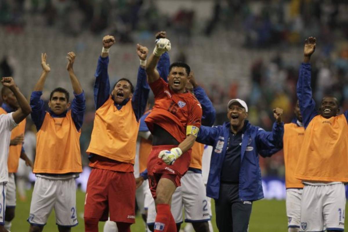 Las 10 fotos más recordadas del Aztecazo de Honduras a México