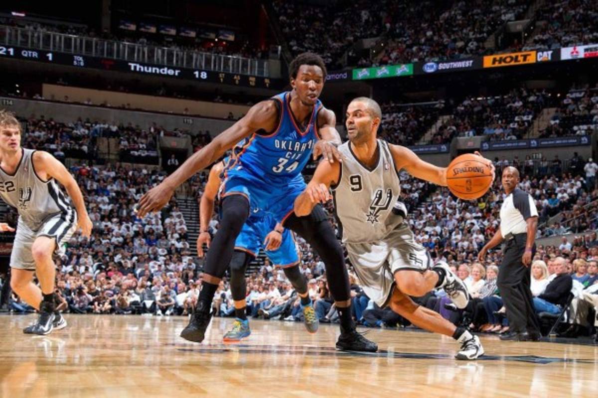 Conoce a los jugadores más altos en la historia de la NBA