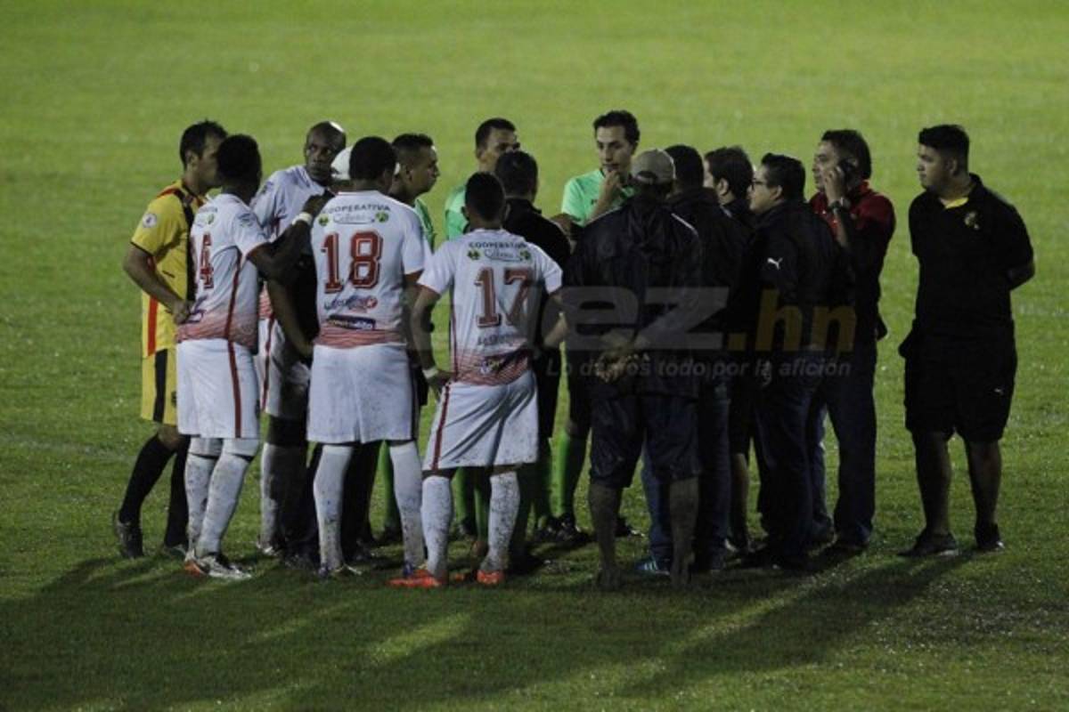 FOTOS: Desolación y oscuridad invaden el estadio Morazán  