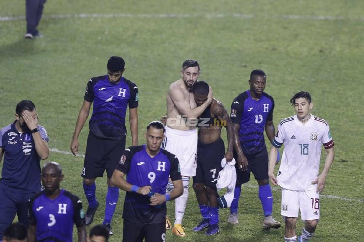 La tristeza de Honduras en su último juego eliminatorio en casa, el intercambio de camisetas y la celebración de México en San Pedro Sula