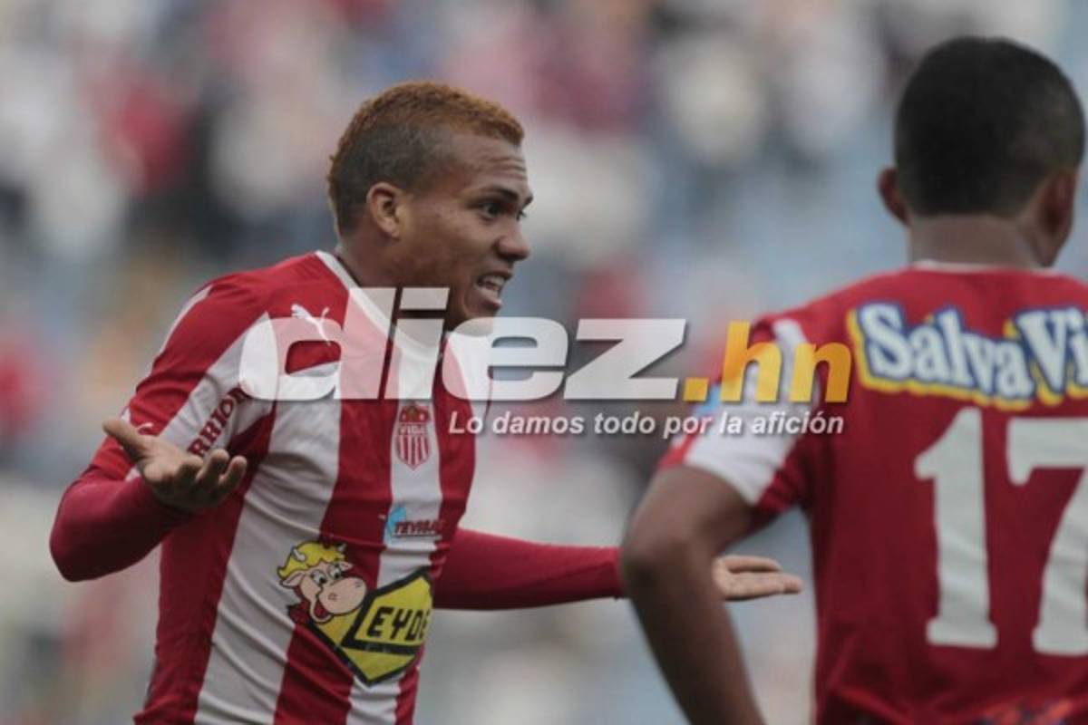 La vida de Arnold Peralta en imágenes