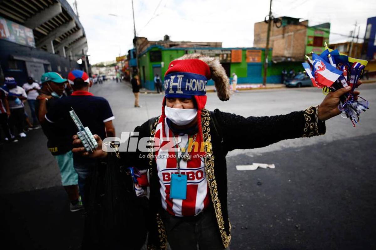 ¡Leones, banderas y selfies! Tegucigalpa se viste de fiesta con la final del fútbol hondureño Olimpia vs. Real España